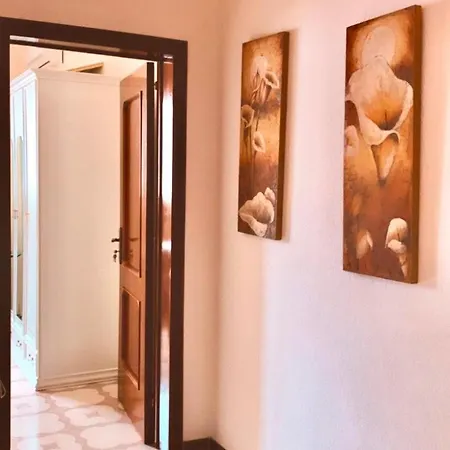 Acquamarina Bed & Breakfast *