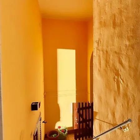 Acquamarina Bed & Breakfast *